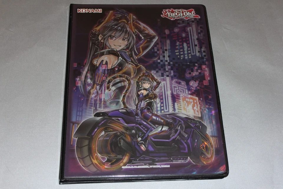 Yu-Gi-Oh! Sammelalbum I:P Masquerena Maskerena mit 45 Holo Karten