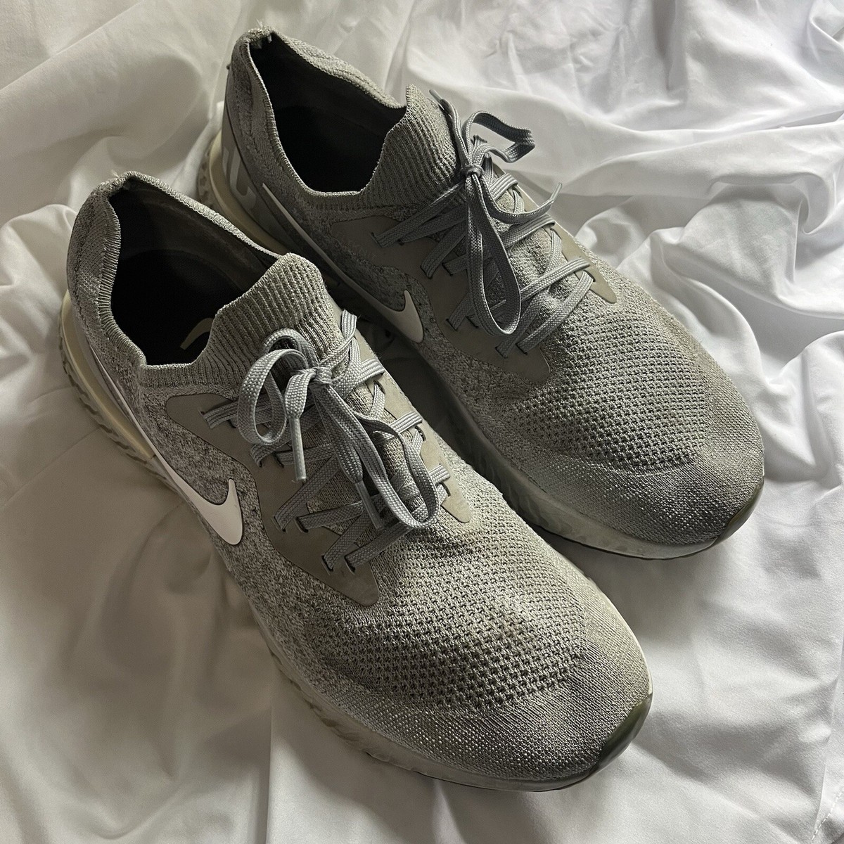 Nike Nike Epic React Flyknit ‘Wolf Grey’’ - Men’s Size 13 Grey Running Sneakers Size 8.5 - Nike Epic React Flyknit Wolf Grey W for sale  main image 3