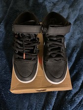 sb dunk mid pro iso