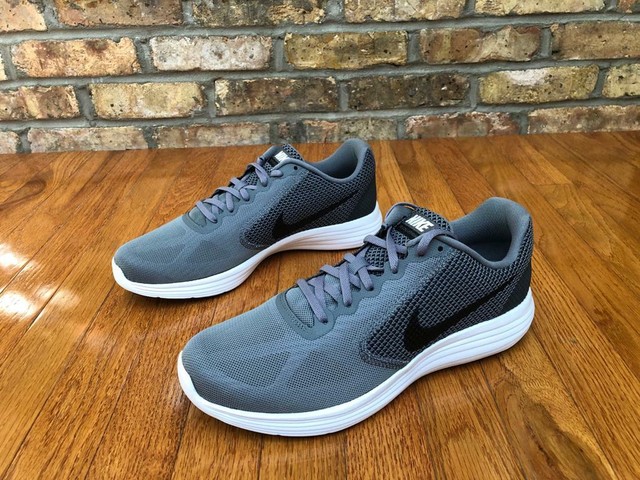 nike revolution 3 mens