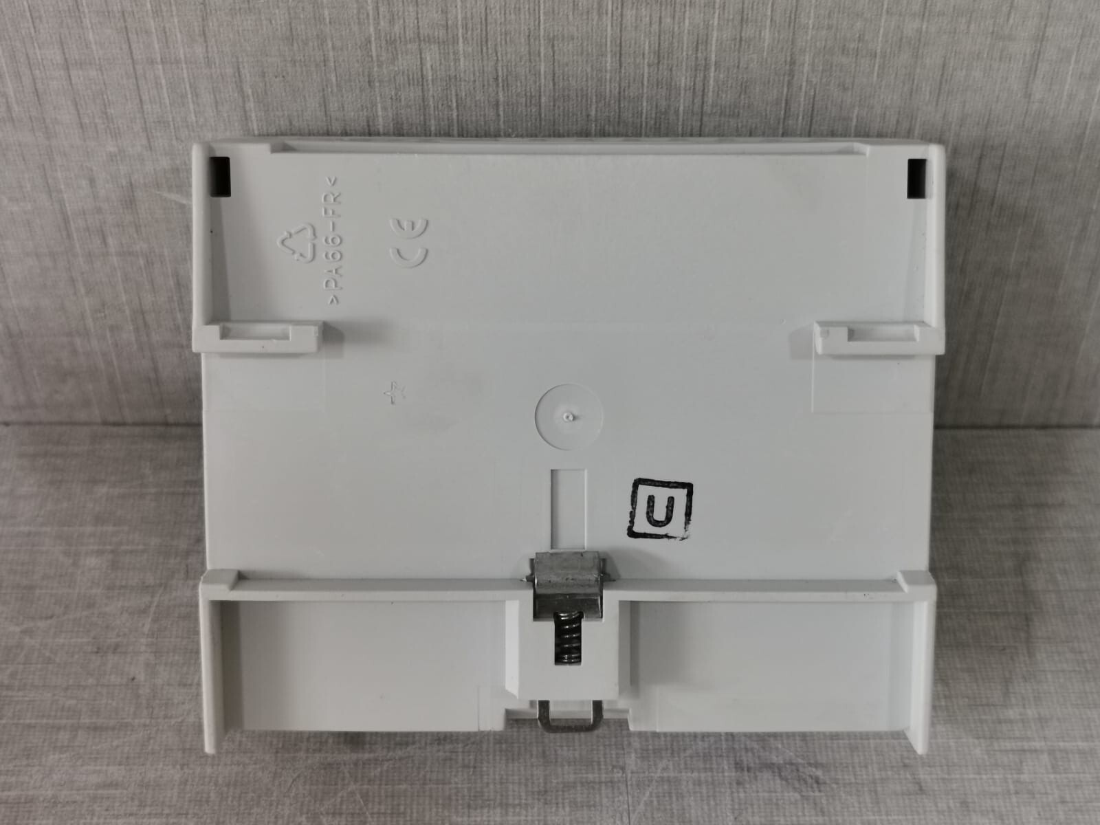ABB 2CDG 110 088 R0011 ABB 2CDG 110 088 R0011 LR/S 4.16.1 LIGHT CONTROLLER 11