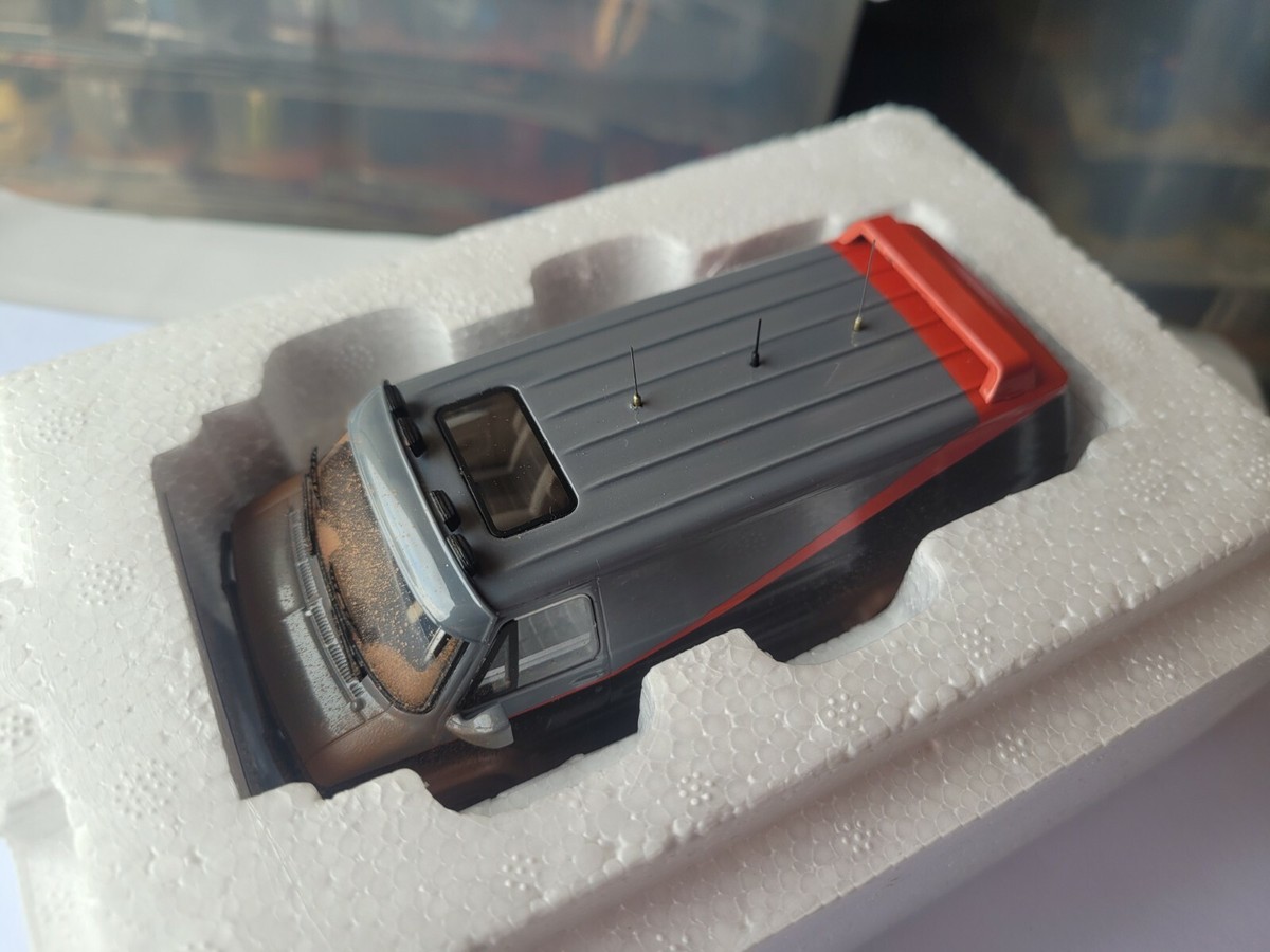 HOT WHEELS ELITE VERSION - THE A TEAM VAN 1:43 BRAND NEW