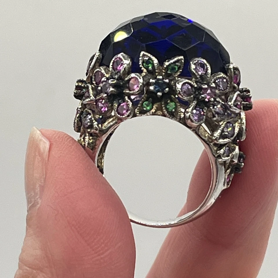 Anillo grande de vidrio facetado azul cobalto con flores de espinela 925 Foto 4 de 4