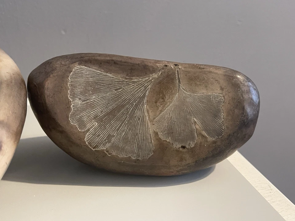 Unique & Unusual Vintage Studio Pottery Pestle & Mortar Ginkgo Biloba Design - Image 3 of 4