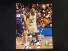 MARCUS BANKS BOSTON CELTICS SIGNED NBA PHOTO