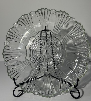 Anchor Hocking Geometric Pattern Round Platter 9.5 in