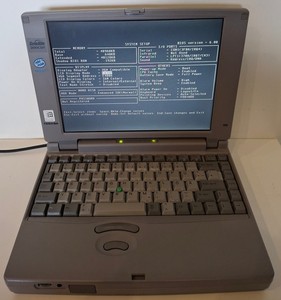Toshiba Satellite 200CDT  13,3" Display Lap Top Notebook ( 1425 ) Retro Win 95