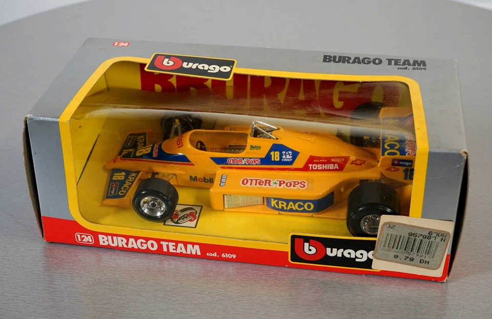Burago 1/24 Burago Team - 6109 - Die-Cast Racing Car Scale Model Auto NUOVO... - Immagine 2 di 3