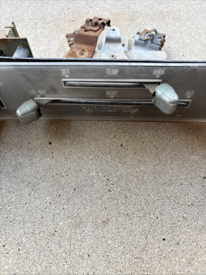 1971 AMC Gremlin Weather Eye heater defroster controls - Image 3 of 4