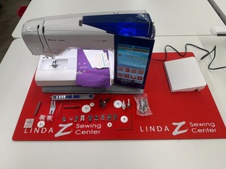 Husqvarna Viking Designer EPIC 1 Sewing Quilting and Embroidery Machine