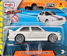 Maisto 1988 BMW 3 Series M3 E30 ca. 1:60 Modellauto Spielzeug Coupe Motorsport