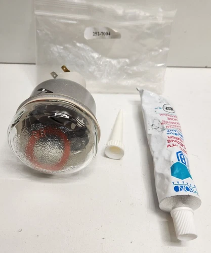 NEW OLD STOCK! NU-VU PORTHOLE LIGHT SOCKET/LENS KIT 252-7004