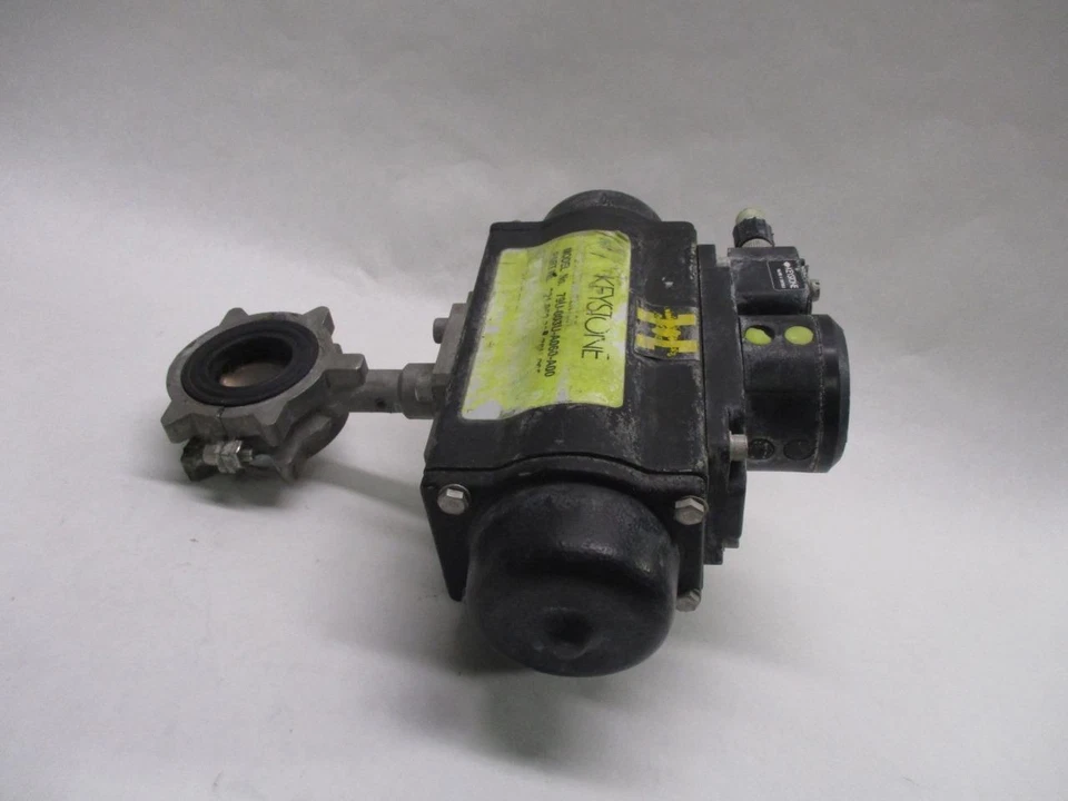 Actuador neumático Keystone 79U-003U-A060-A00 con válvula de mariposa Foto 3 de 4