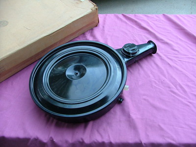 1979 GM H-body air cleaner assembly, NOS! 8997246 breather Chevy Pontiac 