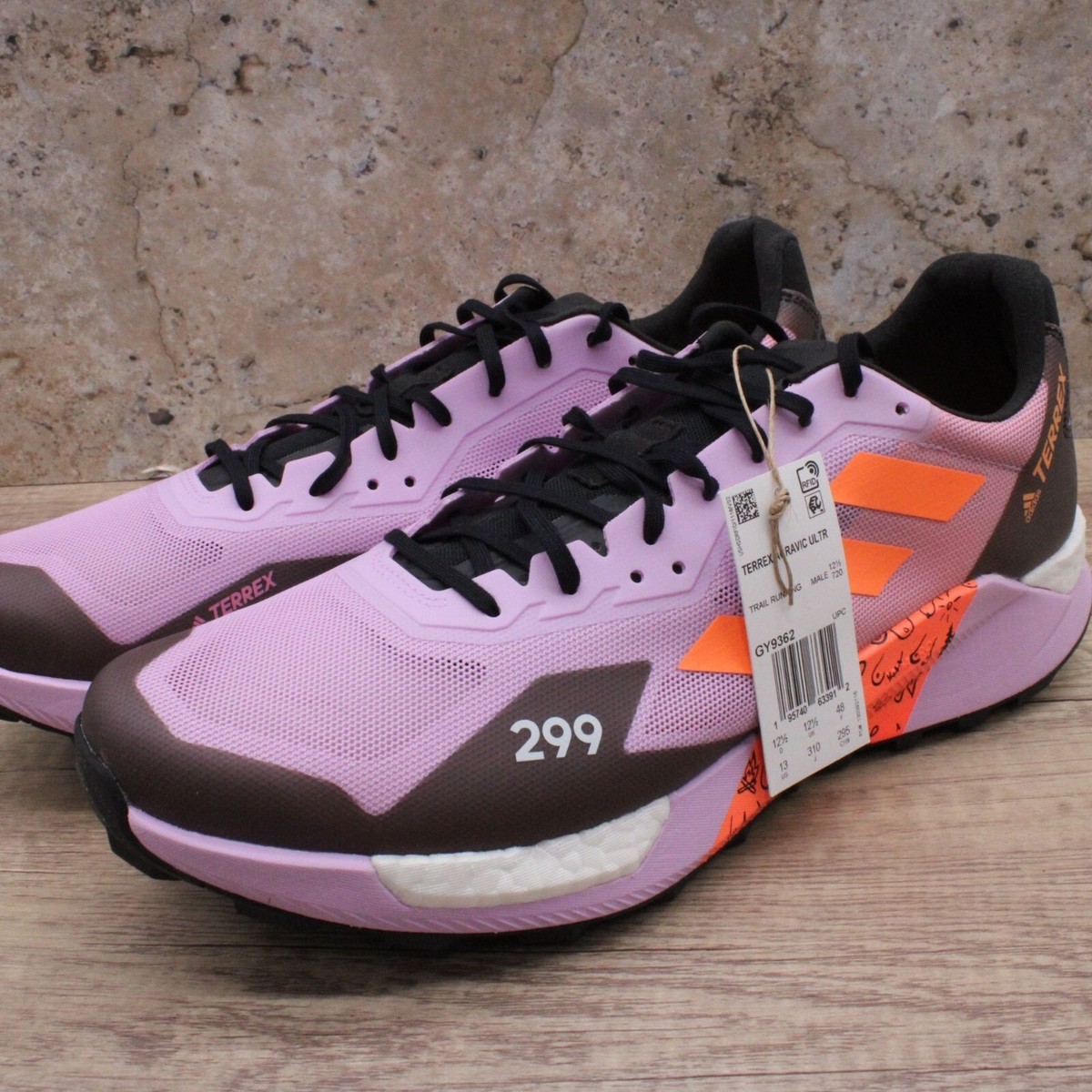 洋書 Free to be naked Adidas Terrex Agavic Ultra Sneakers Shoes Mens Size 13