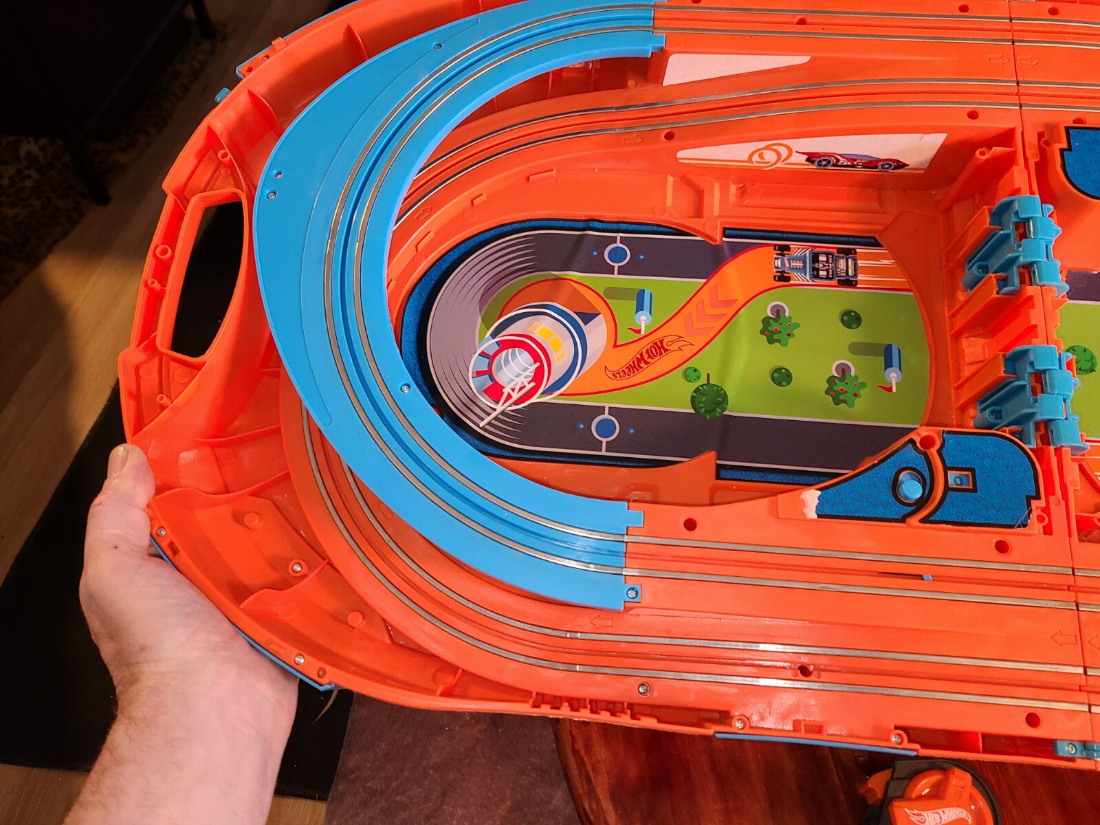 Hot Wheels Carrying Case Slot Car Race Track Set 164 Track 2