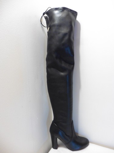 hiking boots store