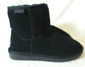 minnetonka navy blue moccasins