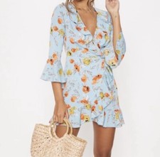 Summer Floral Dress Women Size 8 Pretty little thing