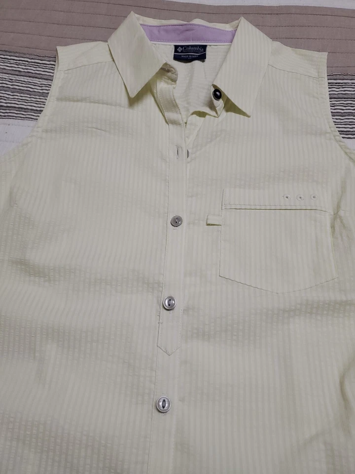Camiseta sin mangas Columbia Seersucker con botones talla M, elástica amarilla y blanca Foto 4 de 4