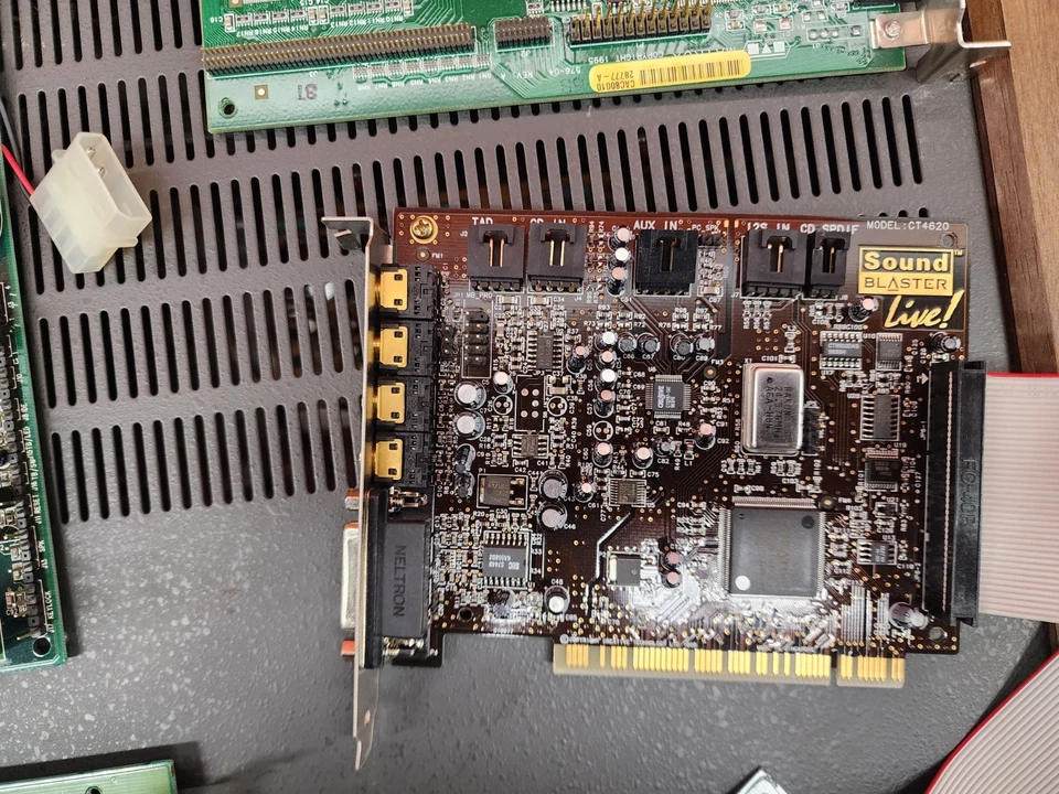 Acorp 5VX32S Socket 7 Baby AT Motherboard with Pentium Not Tested  - Image 3 of 4