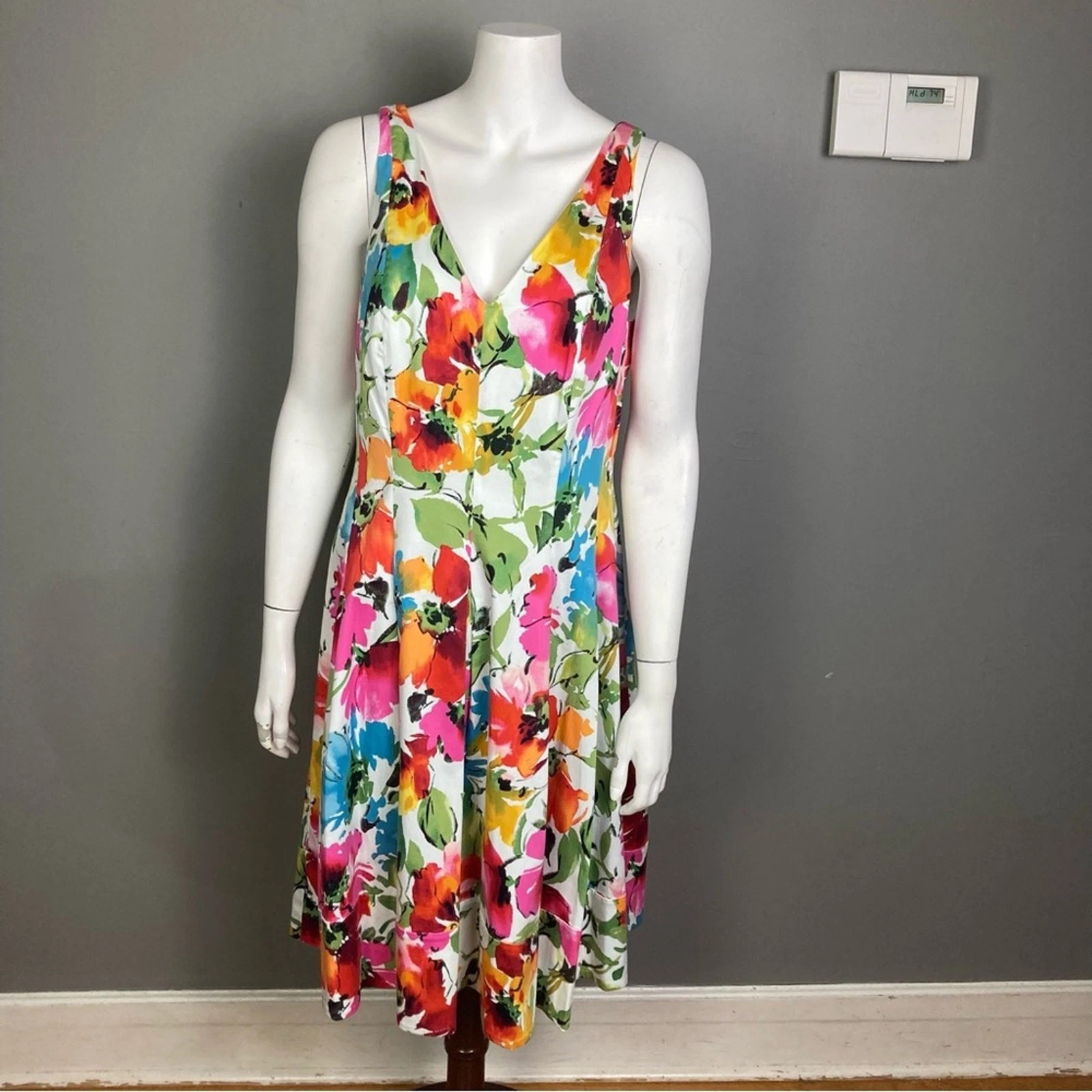 Lauren Ralph Lauren dress size 14 floral white colorful poppies art wear cotton