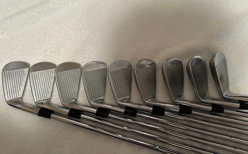 Titleist 670 Forged Iron Set, MRH, 2-PW, Dynamic Gold Tour Issue, X-100 - LOOK! - Image 3 of 4