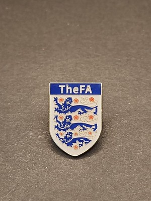 England National Soccer Team Logo Enamel Lapel Pin, FREE SHIPPING!