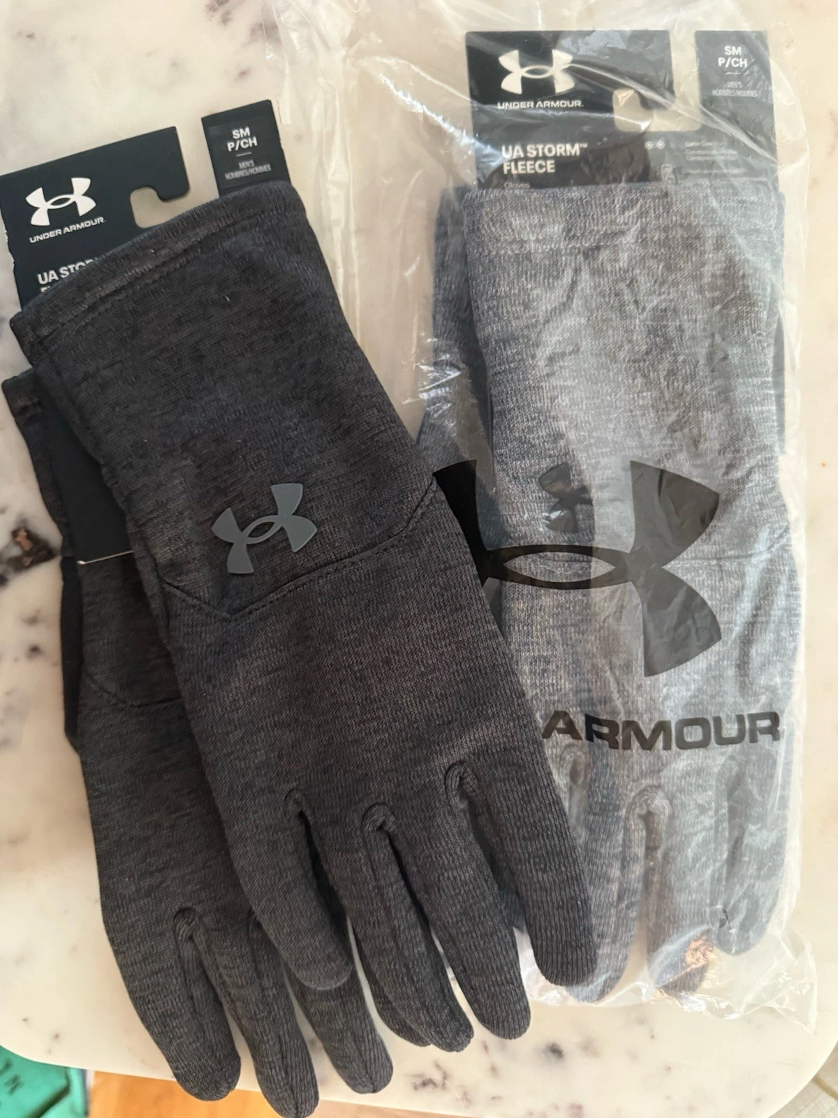 Under Armour Storm Fleece Mens Gloves S/M Gray Black Touchscreen Water Resistant