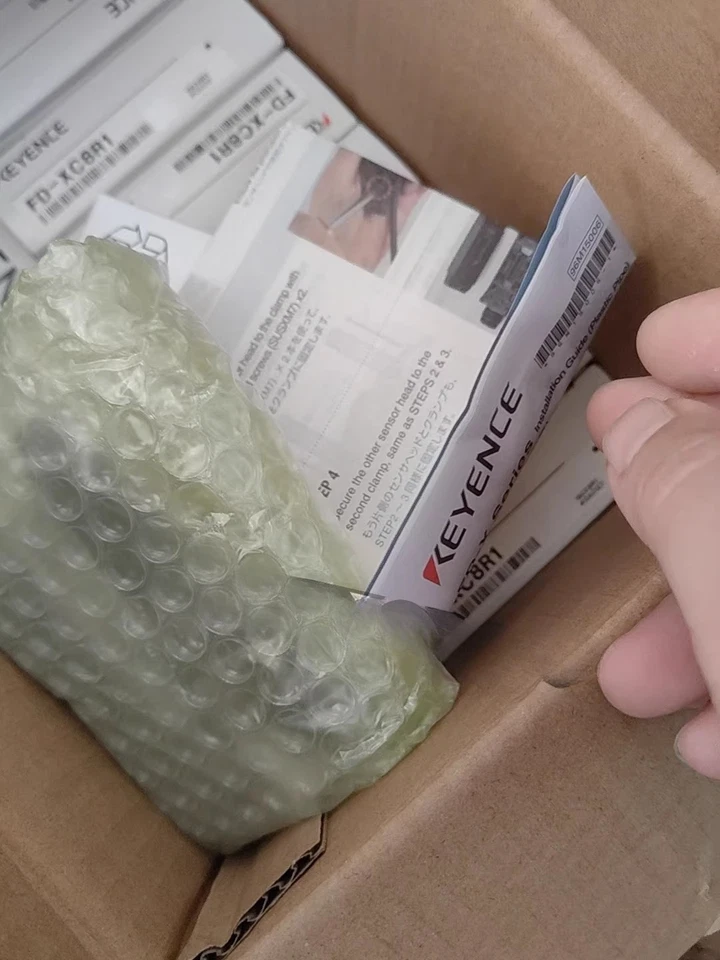 1PCS NEW Keyence FD-XC8R1 Airflow sensor - Image 3 of 4