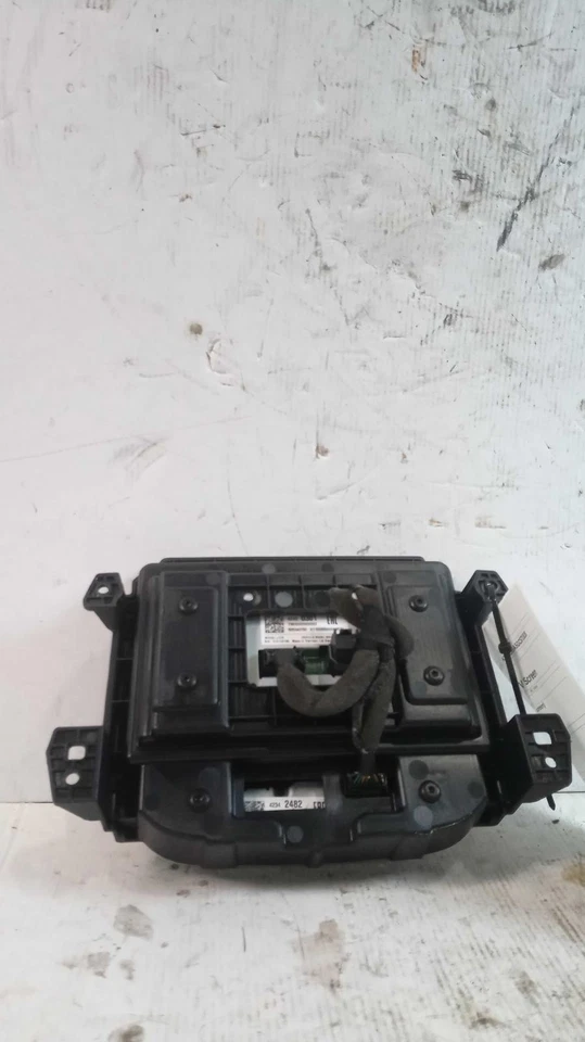 Used Infotainment Display fits: 2016 Chevrolet Spark  Grade A Foto 2 de 4