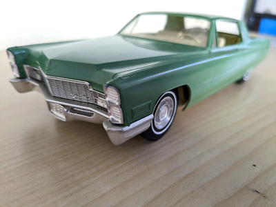 L@@K! *RARE 1968 CADILLAC DE VILLE PROMO MODEL CAR *GORGEOUS 2