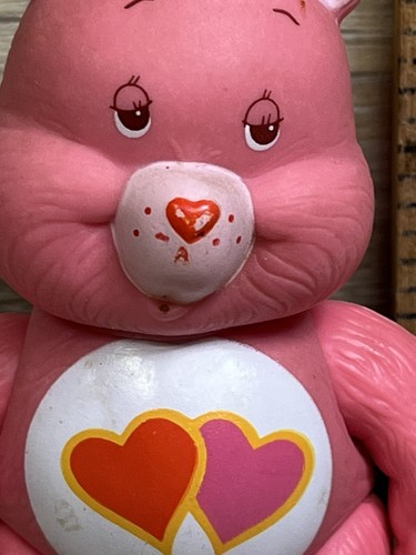 Kenner Vintage Care Bears Love a lot Bear Poseable Figure w/ Accessory RARE - Picture 2 of 5