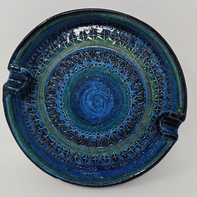Large Mid Century Aldo Londi Bitossi Ceramic 9 ½ in Ashtray Rimini Blue 1960 s
