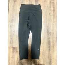 Nike Women's Cropped Black Leggings XS
