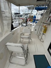 Live Aboard 3988 Bayliner and 44+ 2ft Slip