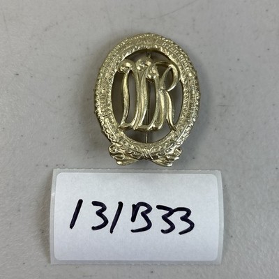 East German DDR Central Sport Performance Gold Award Badge Pinback 131B33