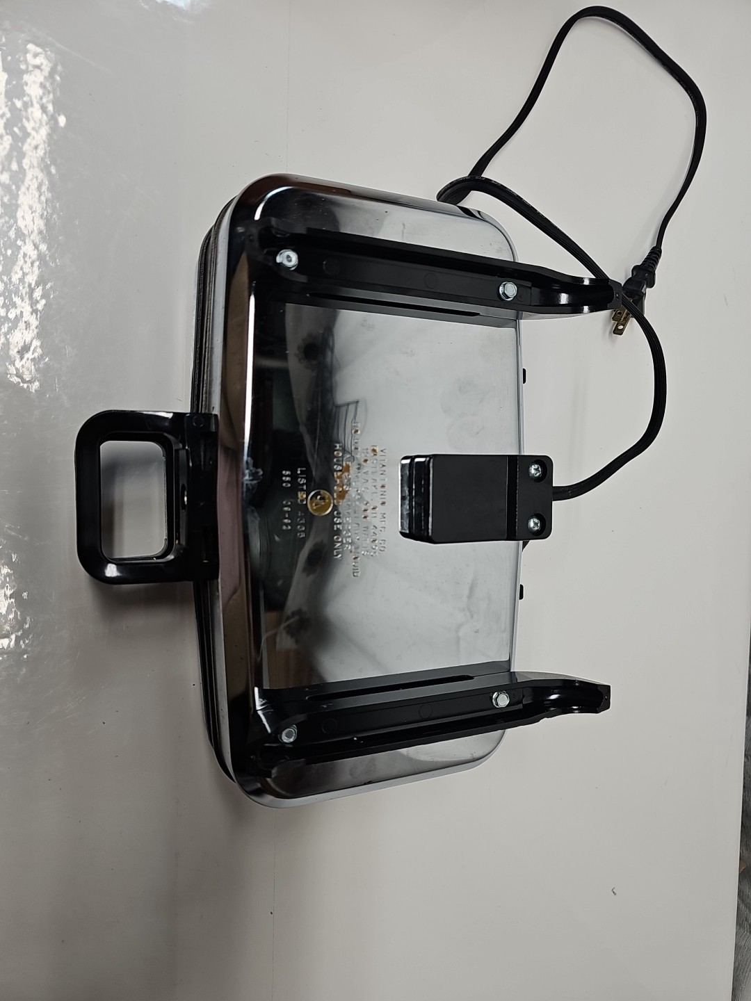 Vintage Vitantonio Belgian Waffler Waffle Iron Maker Chrome 550 Tested Works