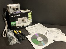 Fujifilm FinePix A700 Digital Camera 7.3 MP Box Manuals  CD  No Memory Card