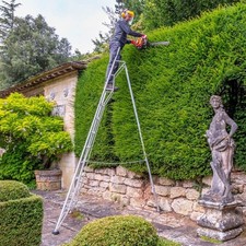 Ex-Demo G12-1 Henchman One Leg Adjustable Tripod Ladder - 12