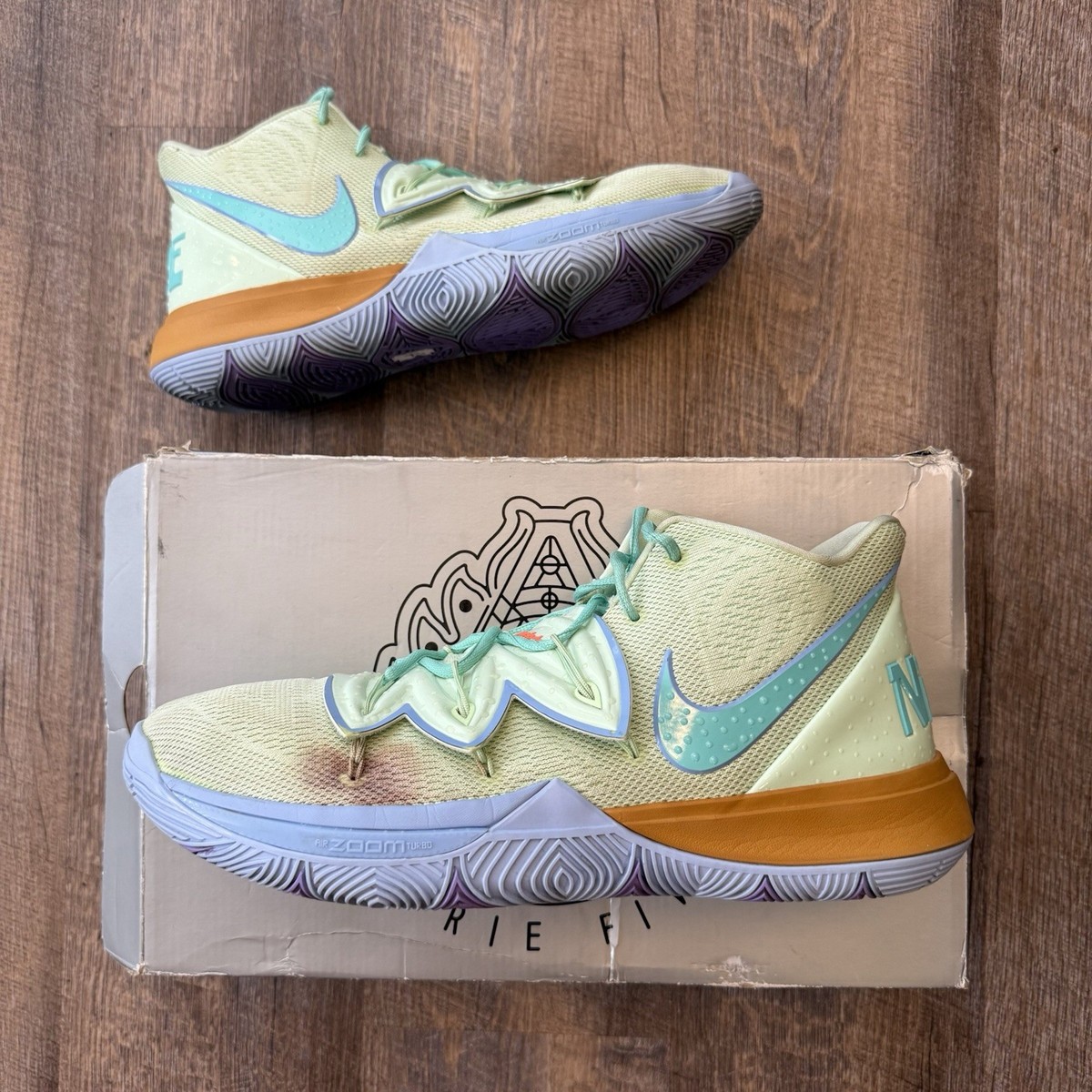 Nike Kyrie 5 x SpongeBob SquarePants Squidward Size 14 Sneakers w