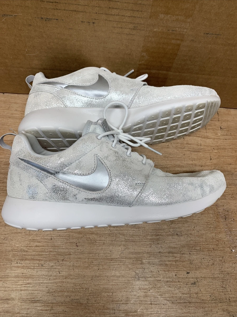 Nike Roshe One Premium Women's Metallic Platinum White Size 9 eBay