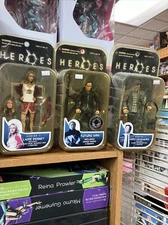 Lot 3 Future Hiro Nakamura & Claire B 2008 Mezco Comicon Exclusive Heroes Figure