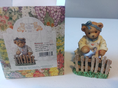 Cherished Teddies Dolores ''Garden Escape'' 2002 Membears  Only Figurine # CT022