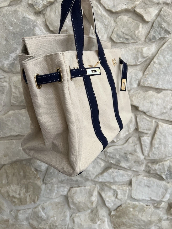 Bolso de Mano Boatkin Hecho a Mano de Lona Personalizado con Herrajes Azul Marino y Dorado Foto 2 de 4