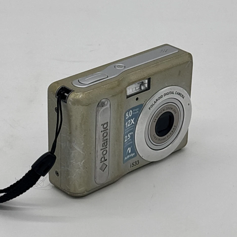 Polaroid i533 Digital 5MP 12x Zoom 2.5" LCD Point & Shoot Camera PARTS/REPAIR - Image 2 of 4