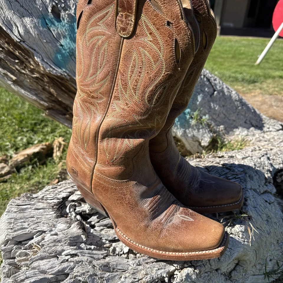 Ariat女式8.5靴 — 第 3/4 张图片