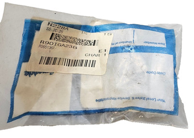 Swagelok SS-2C-25 Poppet Check Valve, 1/8'' Tube, 25 PSI, Stainless Steel