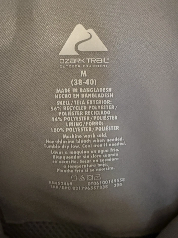 Ozark Trails Rain Jacket Gray Size Medium Water Resistant- Vented Back + Pockets - Image 3 of 4