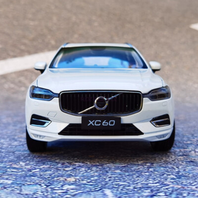 0305Y ボルボ XC60 1/18ミニカー ホワイト 0305Y ボルボ XC60 1/18ミニカー ホワイト 0305Y ボルボ XC60 1